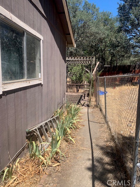 15388 Pacific Property Photo 14