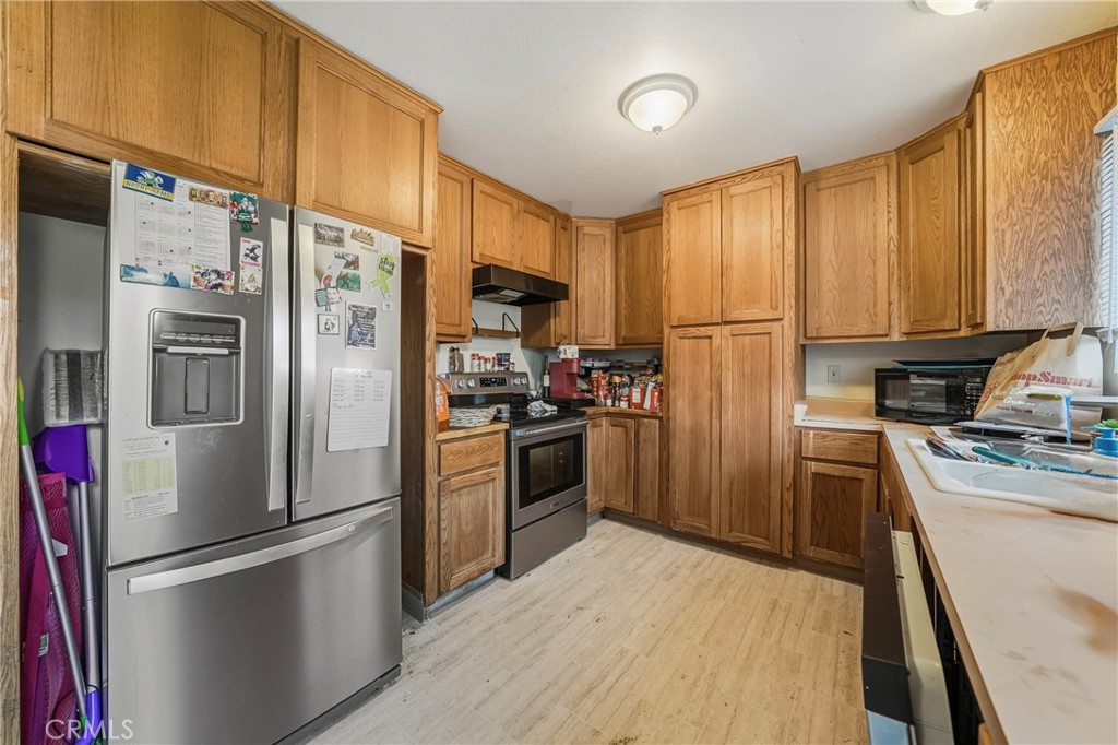 1011 2nd Property Photo 5