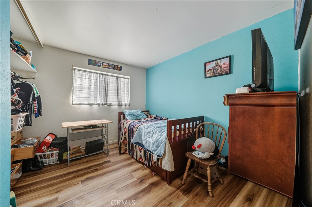 1011 2nd Property Photo 8