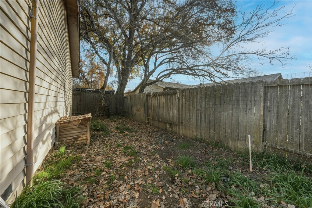 1011 2nd Property Photo 27