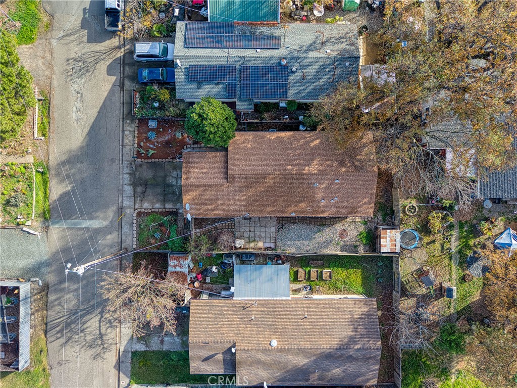1011 2nd Property Photo 31