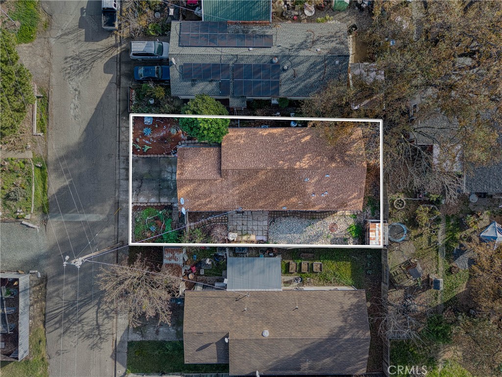 1011 2nd Property Photo 33