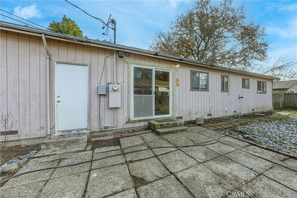 1011 2nd Property Photo 36