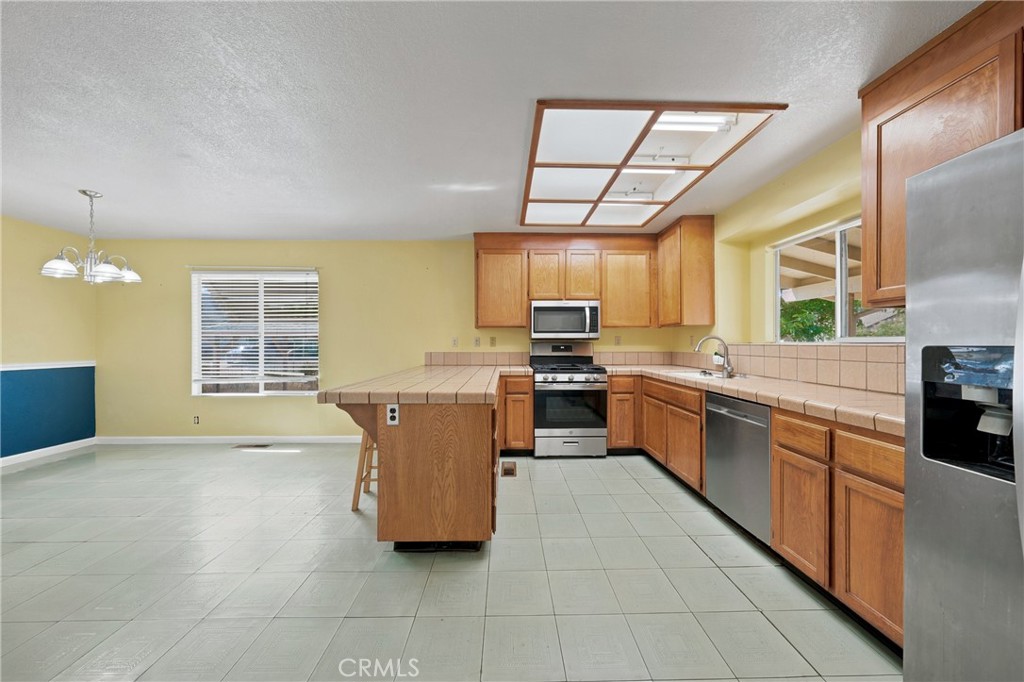 17002 Acacia Property Photo 12