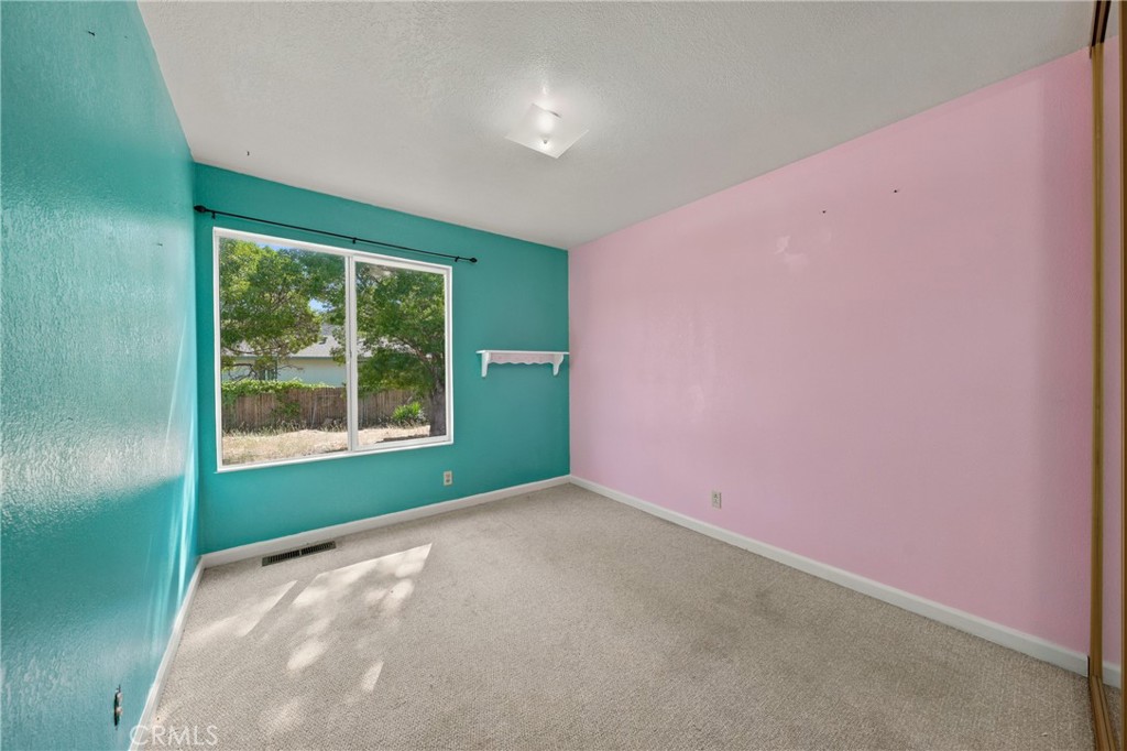 17002 Acacia Property Photo 21