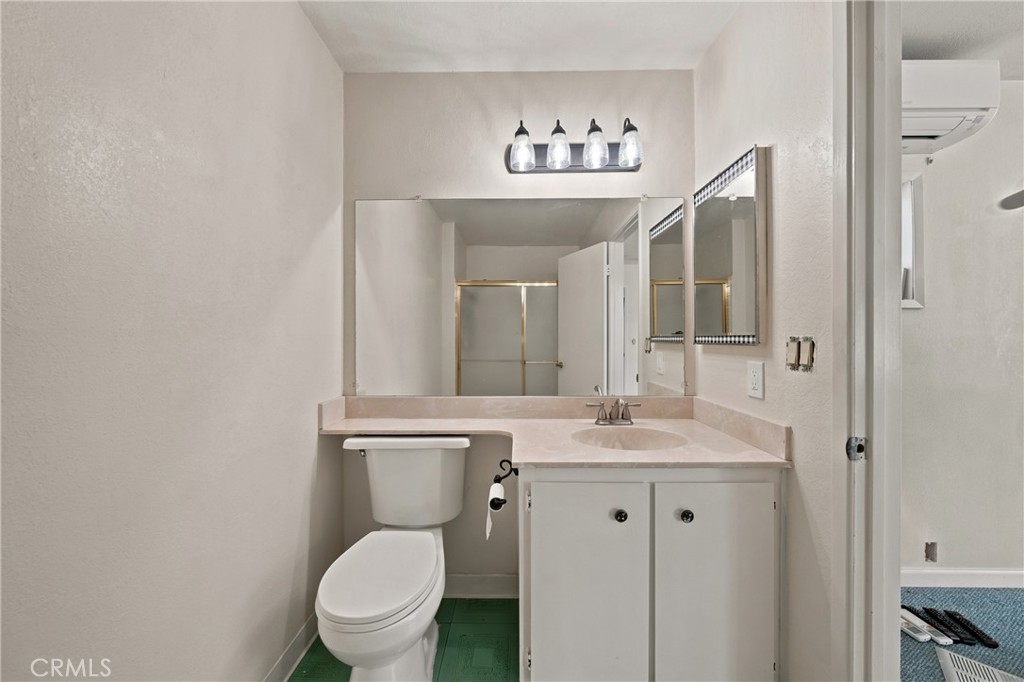 17002 Acacia Property Photo 25