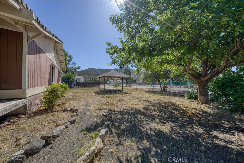 17002 Acacia Property Photo 33