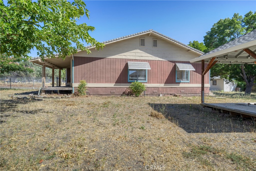 17002 Acacia Property Photo 35