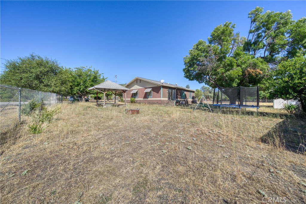 17002 Acacia Property Photo 36