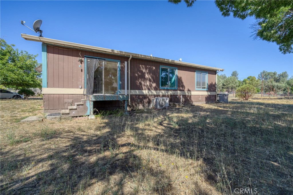 17002 Acacia Property Photo 38