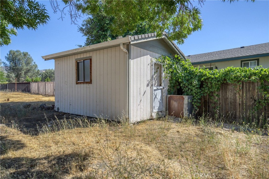 17002 Acacia Property Photo 39