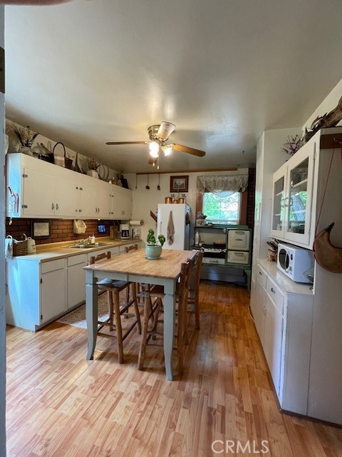 795 Townsend Property Photo 3