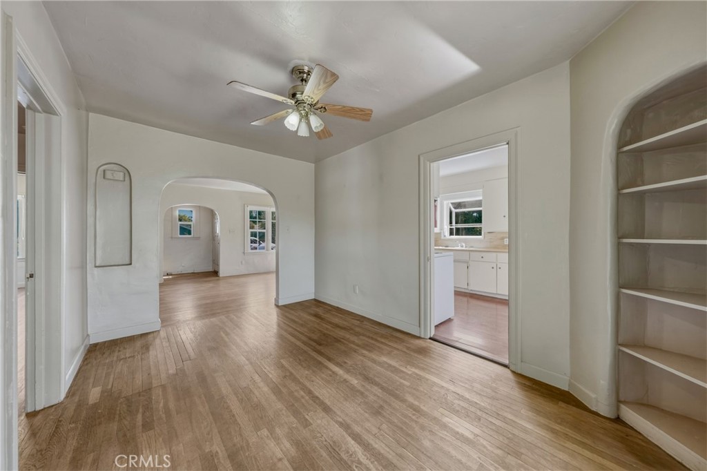 295 Clearlake Avenue Property Photo 16