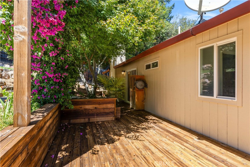 3639 Pine Terrace Drive Property Photo 6