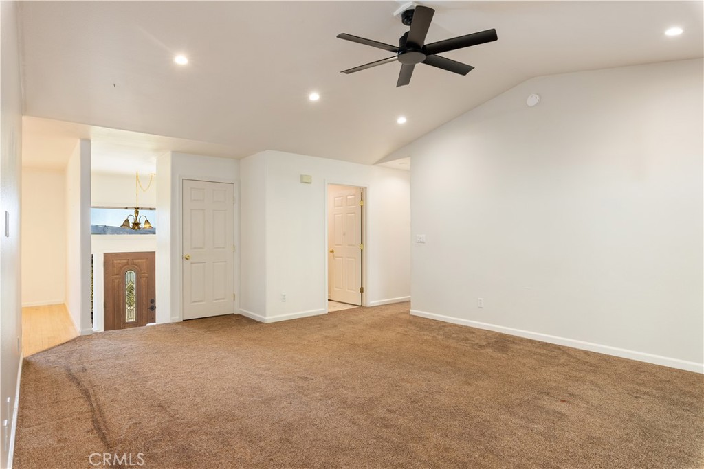 3639 Pine Terrace Drive Property Photo 12
