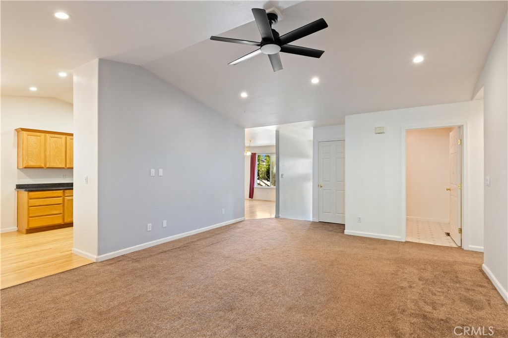 3639 Pine Terrace Drive Property Photo 13