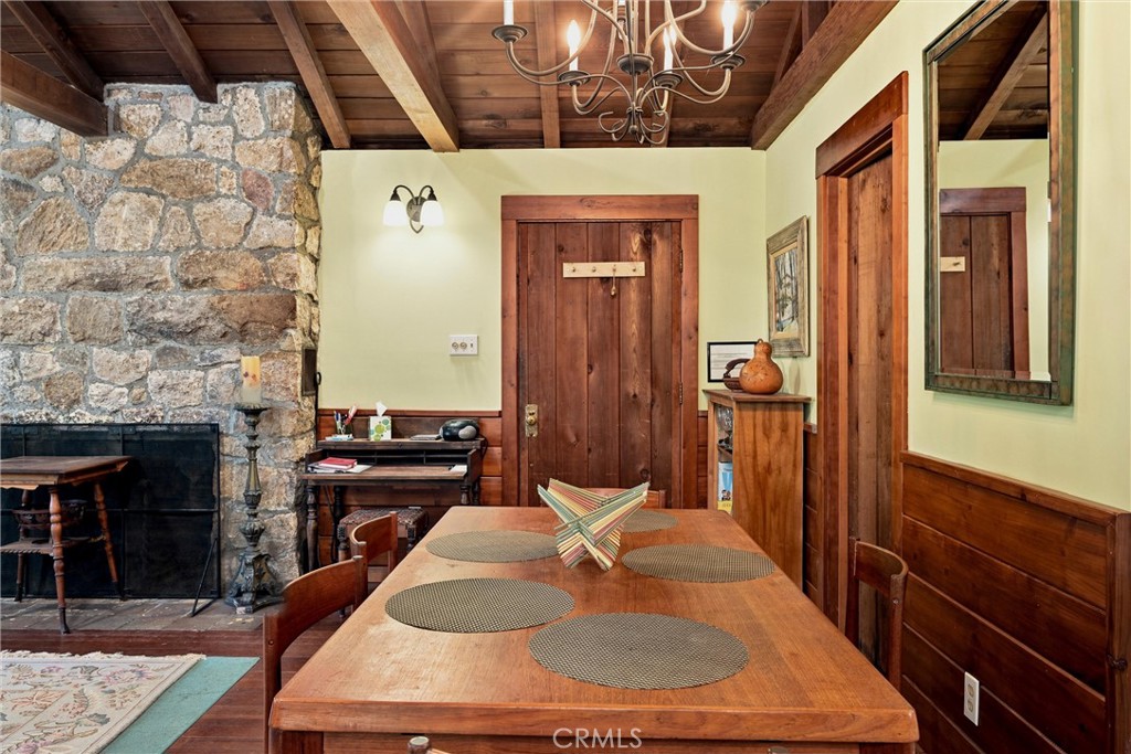 15590 Mesa Property Photo 8