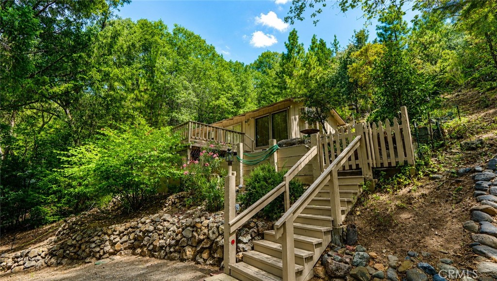 10780 Foothill Road Property Photo 1
