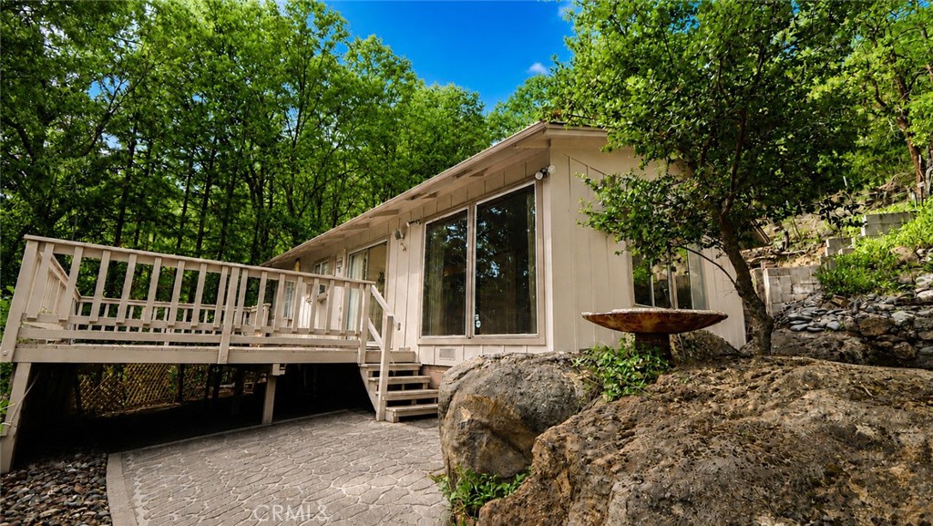 10780 Foothill Road Property Photo 2
