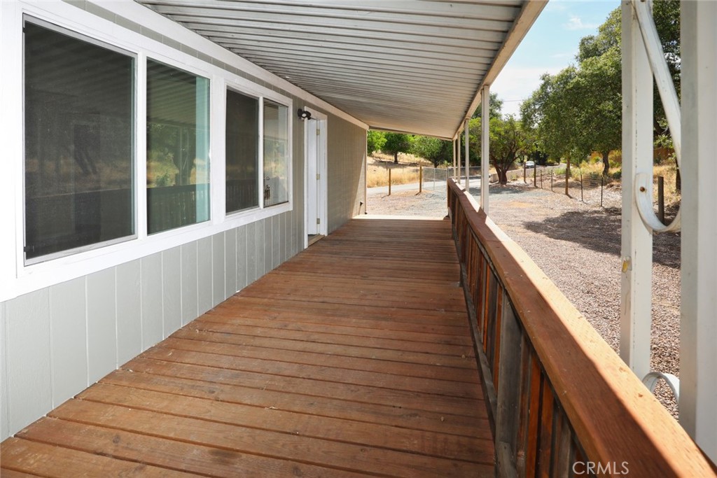 3304 Toyon Property Photo 5