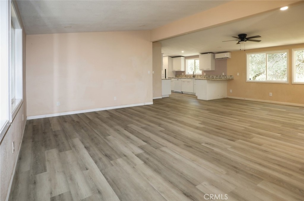 3304 Toyon Property Photo 7