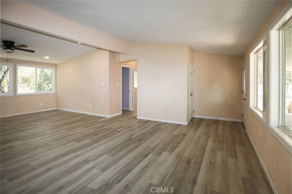 3304 Toyon Property Photo 8