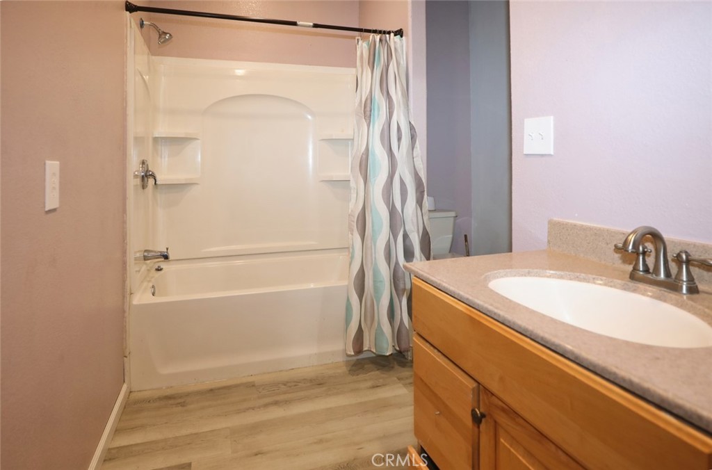 3304 Toyon Property Photo 11