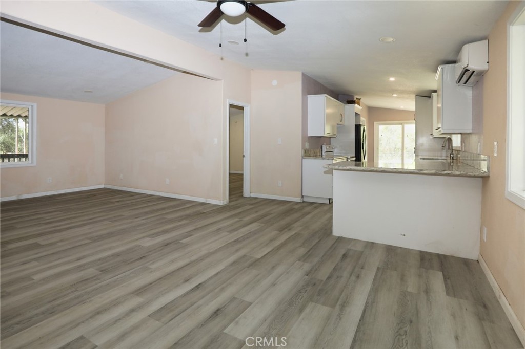 3304 Toyon Property Photo 18