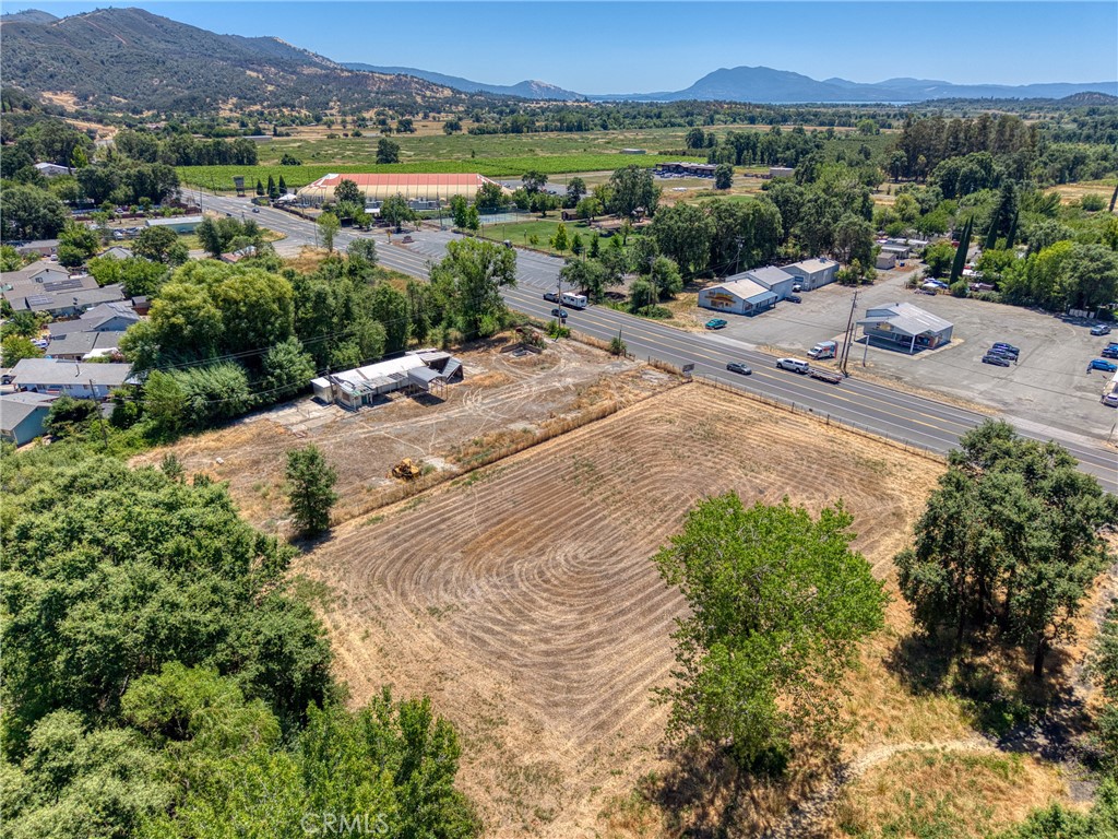 520 E State Highway 20 Property Photo 6