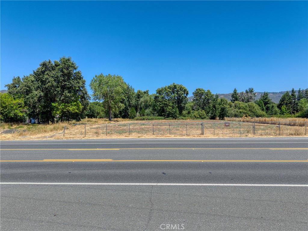 520 E State Highway 20 Property Photo 15