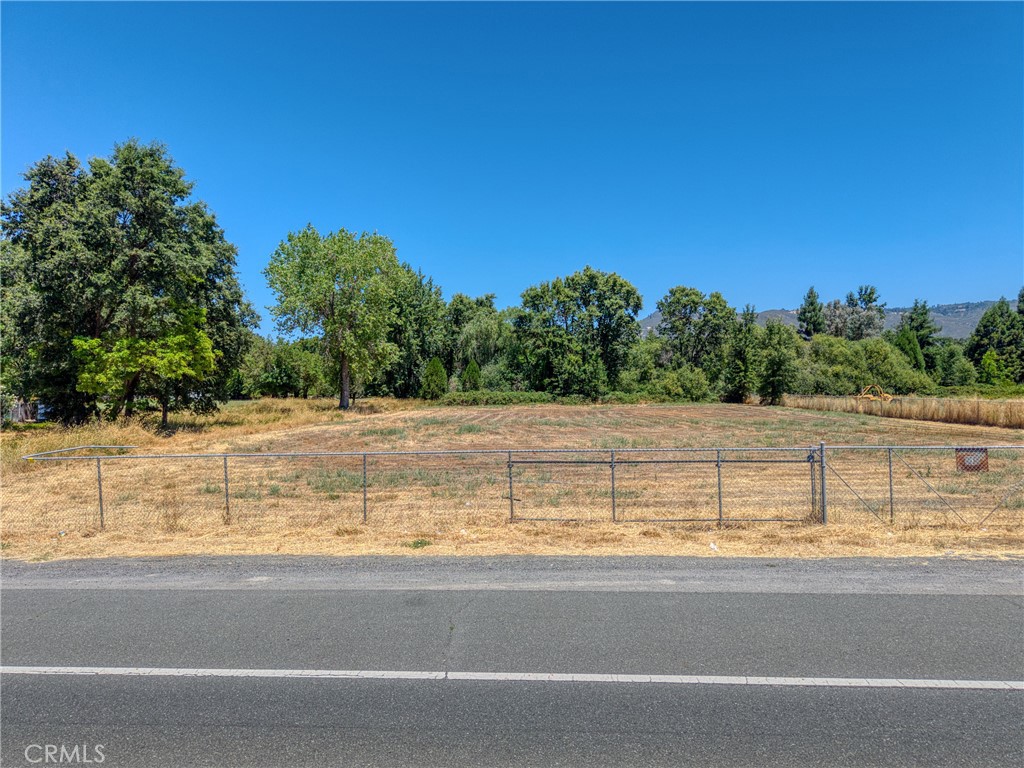 520 E State Highway 20 Property Photo 16