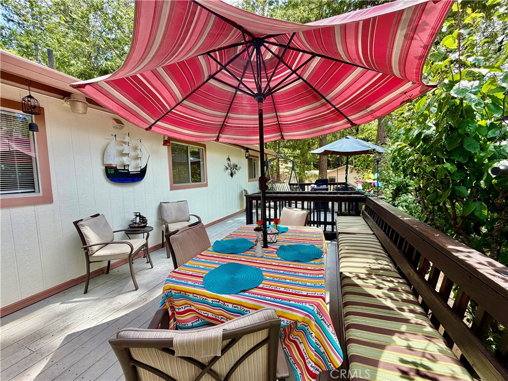 11783 Western Pine Road Property Photo 7