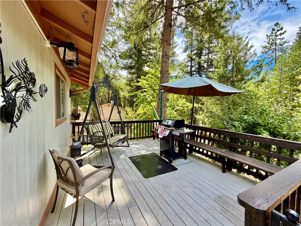 11783 Western Pine Road Property Photo 9