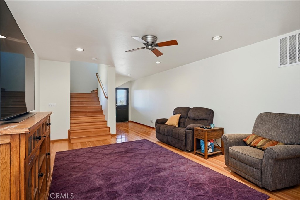 16542 Crescent Court Property Photo 25