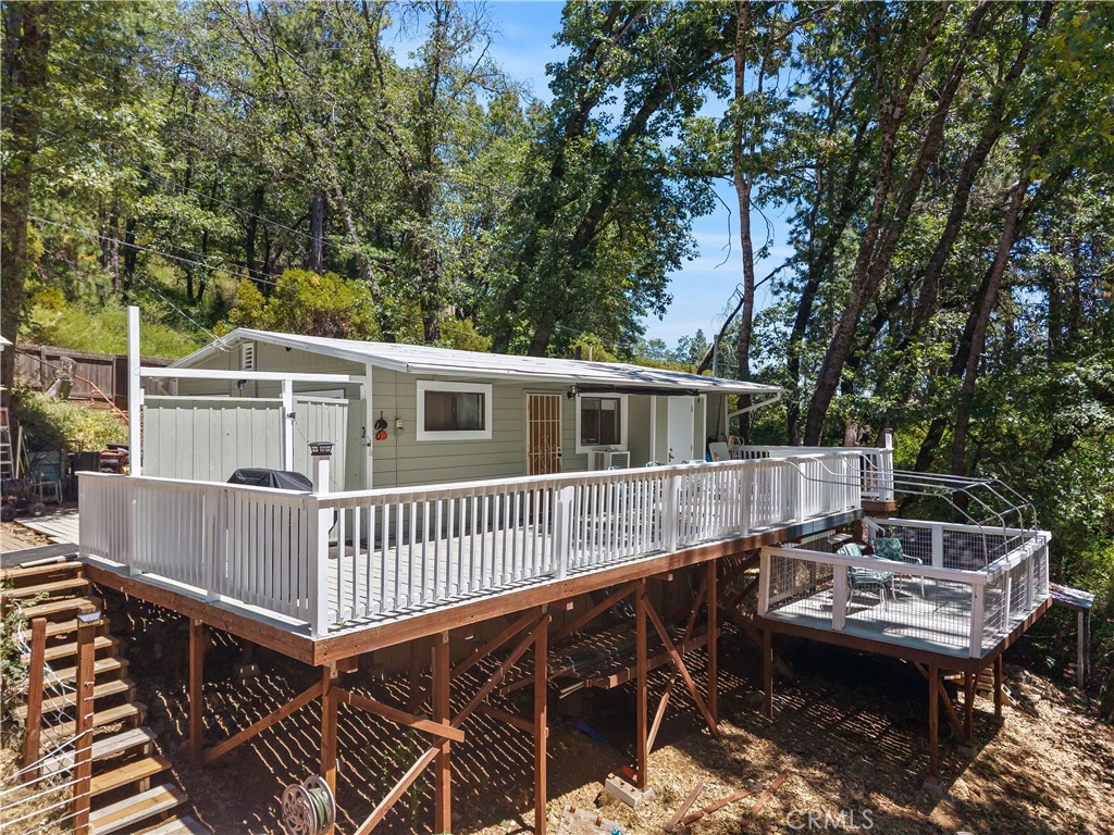 11755 Loch Lomond Road Property Photo 1