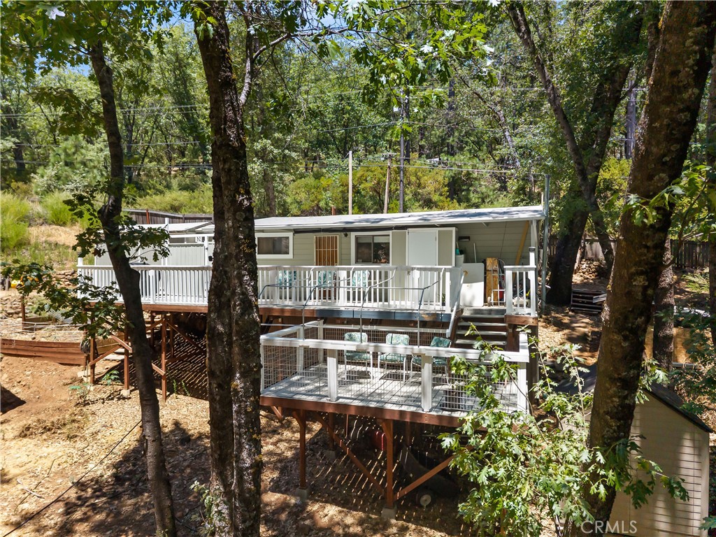 11755 Loch Lomond Road Property Photo 6