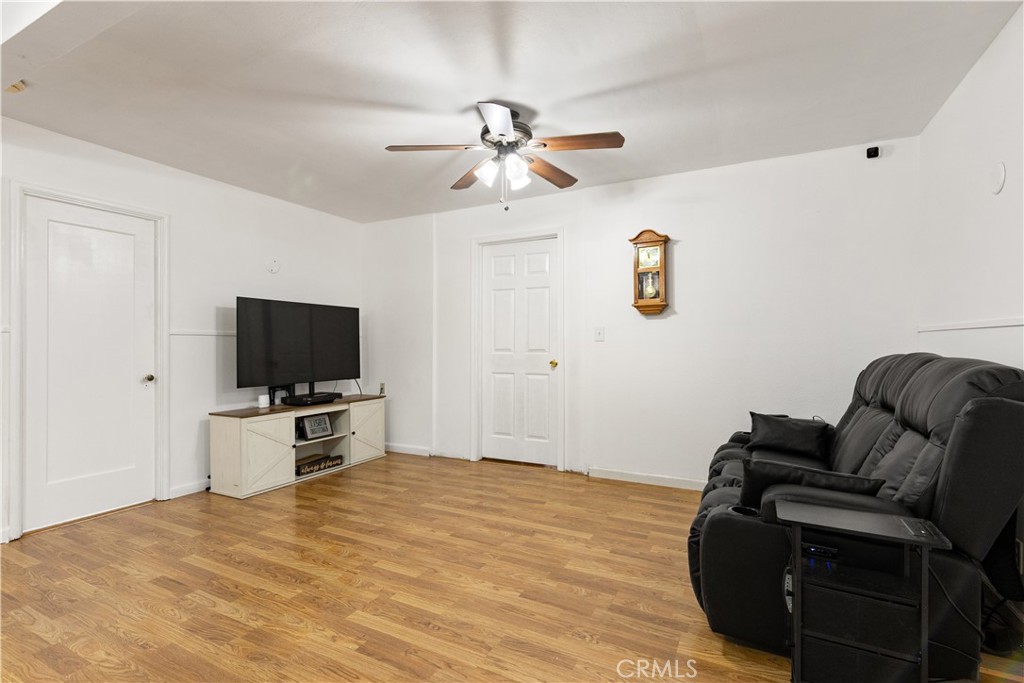 11755 Loch Lomond Road Property Photo 10