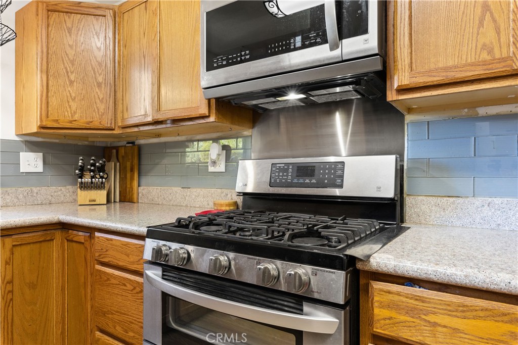 11755 Loch Lomond Road Property Photo 16