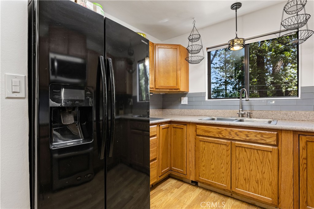 11755 Loch Lomond Road Property Photo 17