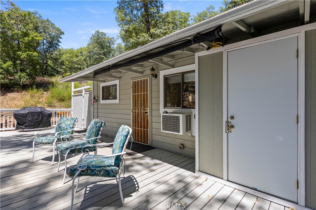 11755 Loch Lomond Road Property Photo 23