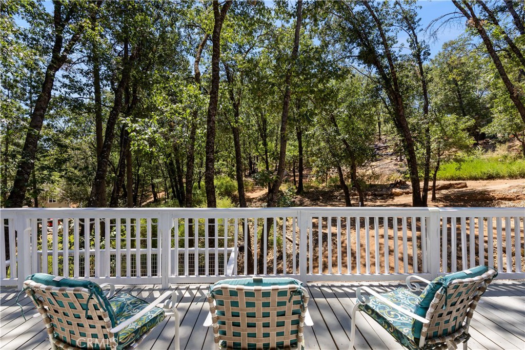 11755 Loch Lomond Road Property Photo 24