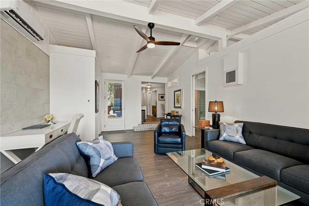 6926 Pine Property Photo 18
