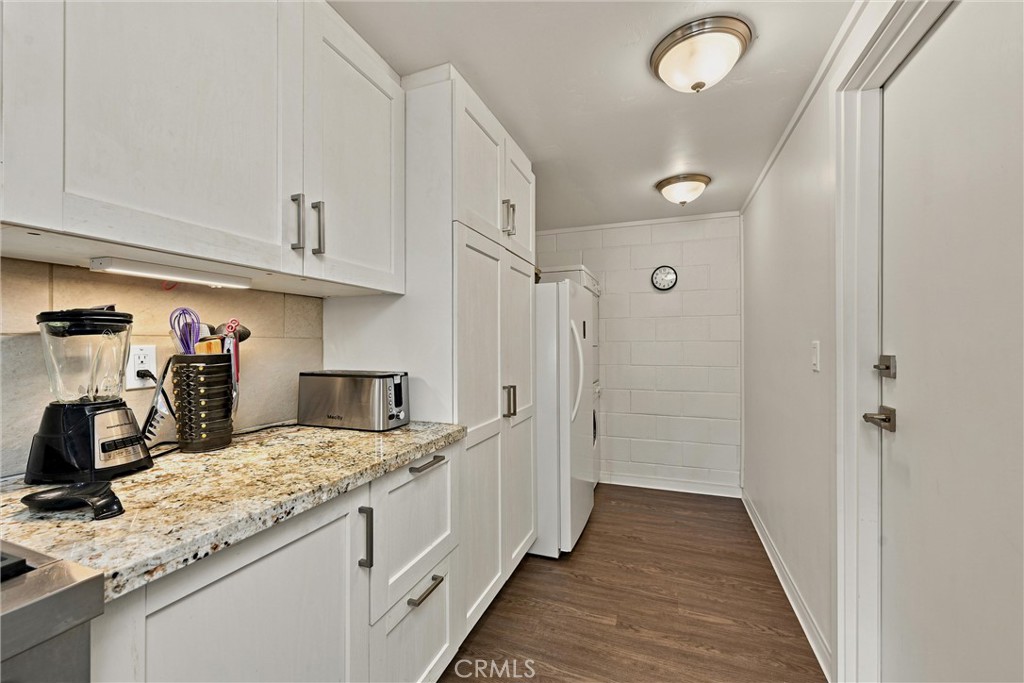 6926 Pine Property Photo 22