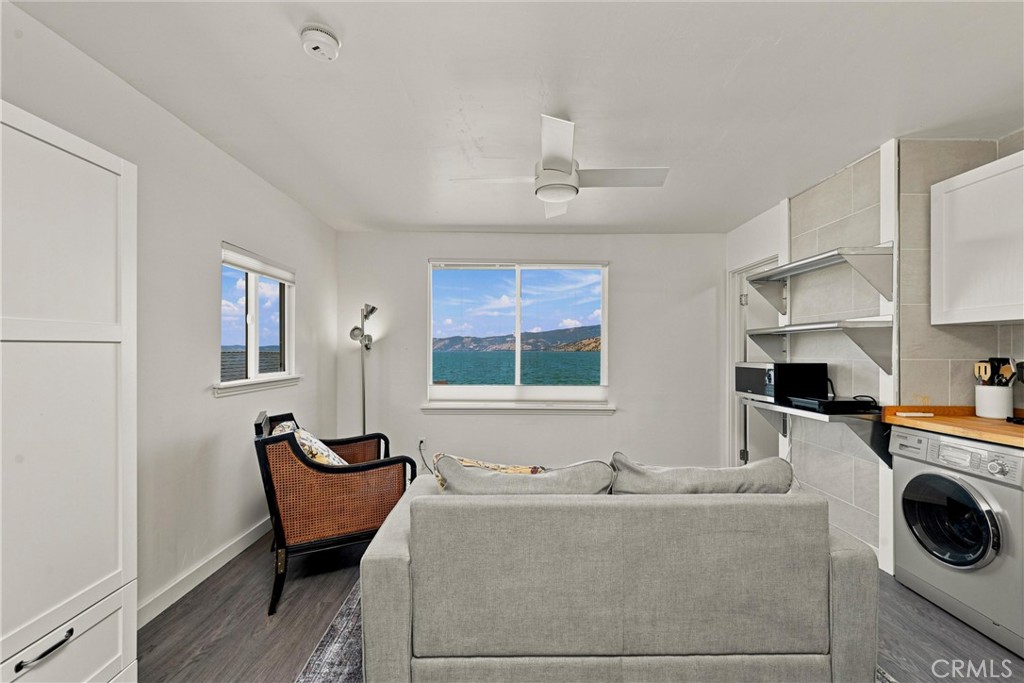 6926 Pine Property Photo 30