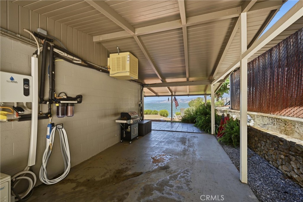 6926 Pine Property Photo 36