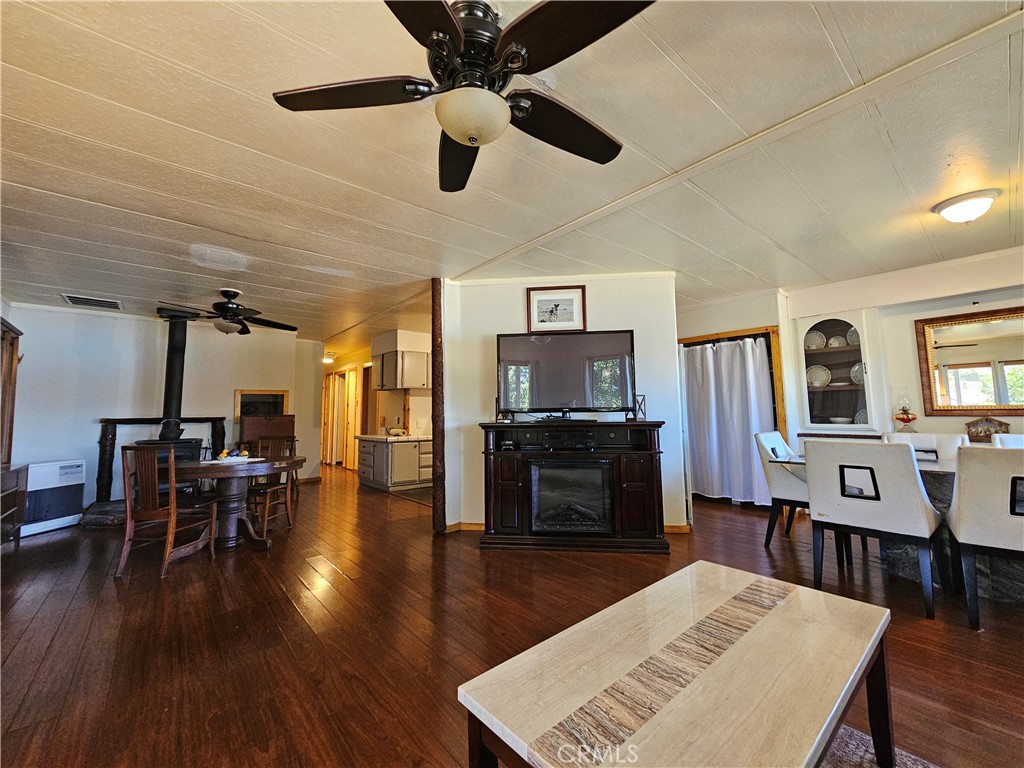 12022 E Highway 20 Property Photo 11