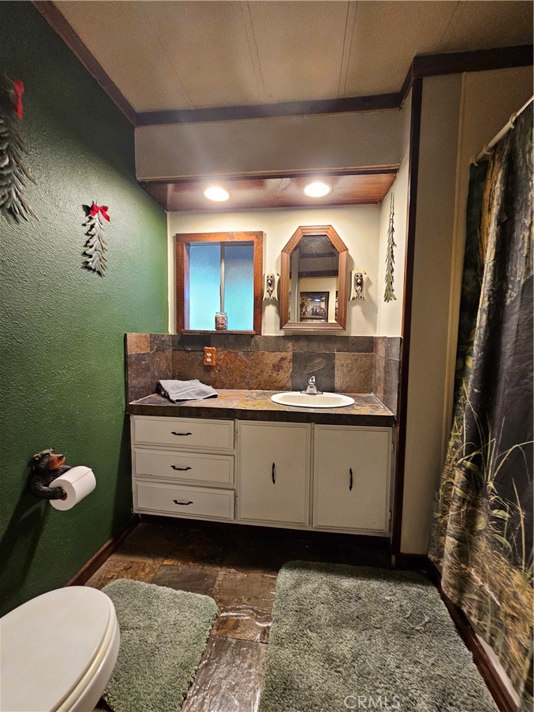 12022 E Highway 20 Property Photo 16