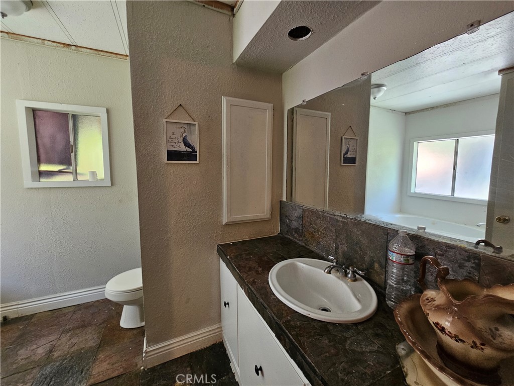 12022 E Highway 20 Property Photo 20