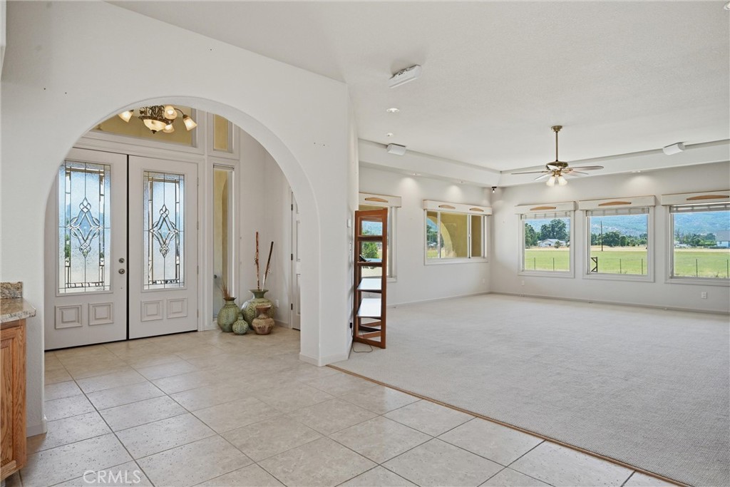 20805 Napa Avenue Property Photo 14