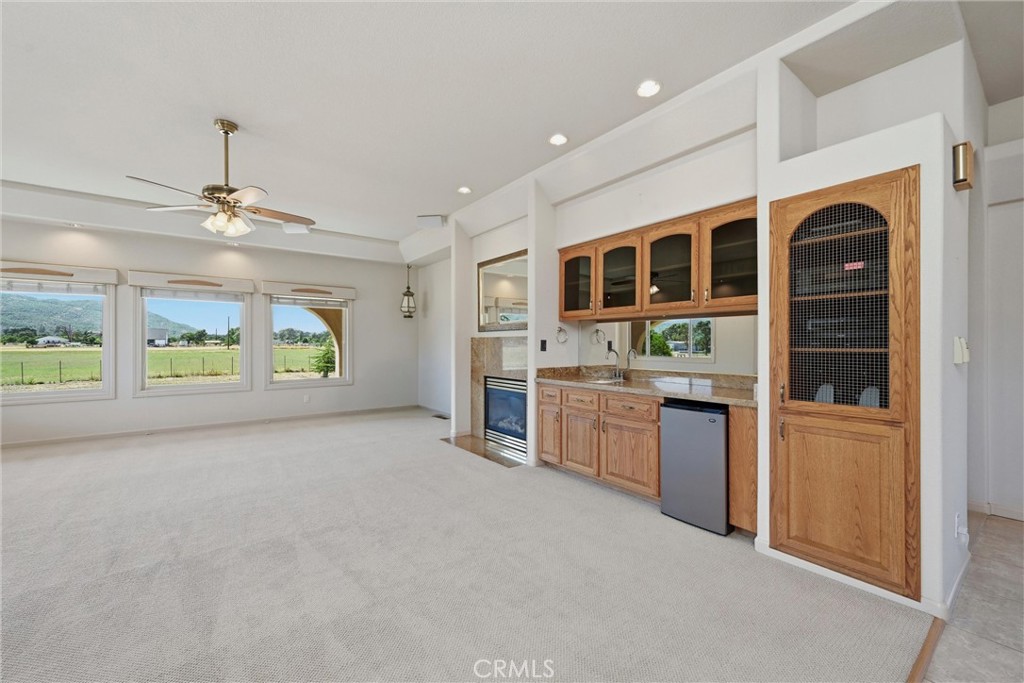 20805 Napa Avenue Property Photo 15
